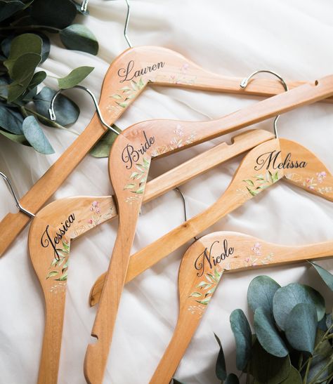 ZCreateDesign Numbers Cake, Bridal Party Getting Ready, Bridesmaid Hangers, Bridal Hangers, Signs Wedding, Wedding Hangers, Clothes Hangers, Wooden Hangers, Wooden Wedding