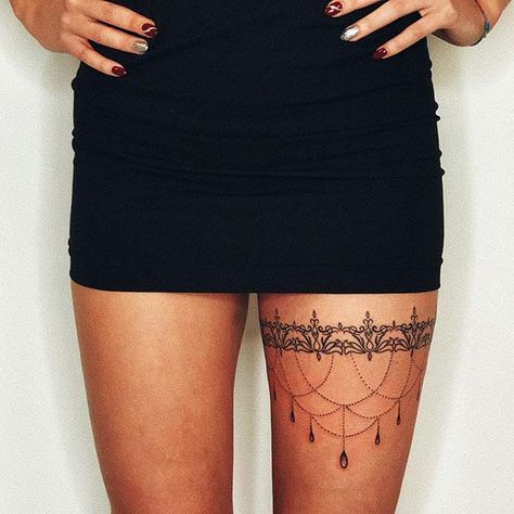 Thigh Garter Tattoo, Thigh Band Tattoo, Leg Band Tattoos, Garter Tattoo, Tattoo Band, Girl Thigh Tattoos, Cuff Tattoo, Chain Tattoo, Hip Thigh Tattoos