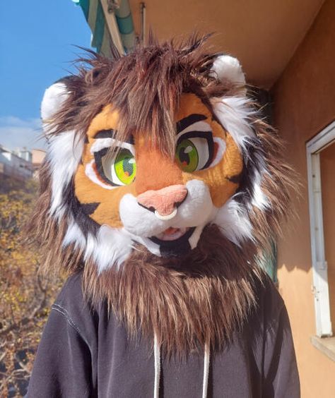 Sabertooth Tiger Fursona, Fursuit With Hair, Chicken Fursona, Monkey Fursuit, Big Cat Fursuit, How To Make Fursuit, Lynx Fursuit, How To Make A Fursuit Head, Fursuit Hair