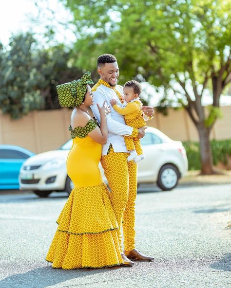 Mosa Mothabeng on Instagram: “Mom and Dad❤️😍😊” African Traditional Attires For Couples, Traditional Attire African Couples, Shweshwe Patterns, Shweshwe Traditional Dresses, South African Traditional Dresses, African Bridal Dress, African Bridesmaid Dresses, African Traditional Wear, African Traditional Wedding Dress