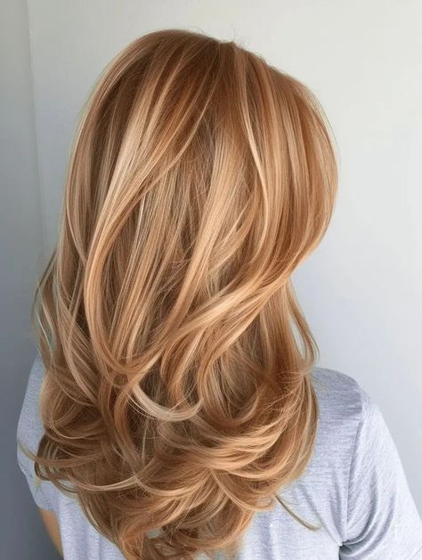 Copper Hair With Strawberry Highlights, Strawberry Blonde Balayage On Light Brown Hair, Blondish Red Hair Color, Strawberry Beige Blonde Hair, Blonde With Strawberry Blonde Lowlights, Strawberry Blond, Copper Blonde Hair, Light Strawberry Blonde, Warm Blonde Hair