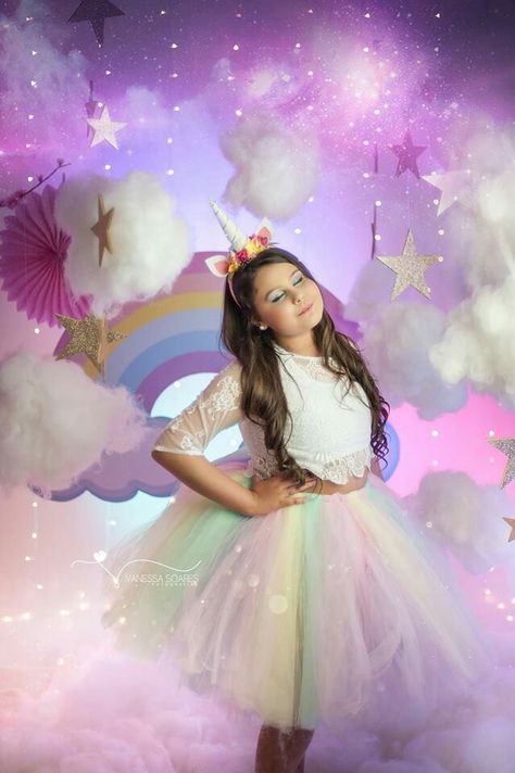 Unicorn Themed Photoshoot, Unicorn Birthday Photoshoot, Unicorn Photoshoot Ideas, Unicorn Photoshoot, Photo Movement, Toddler Pictures, Toddler Photoshoot, 1st Birthday Pictures, Shots Ideas