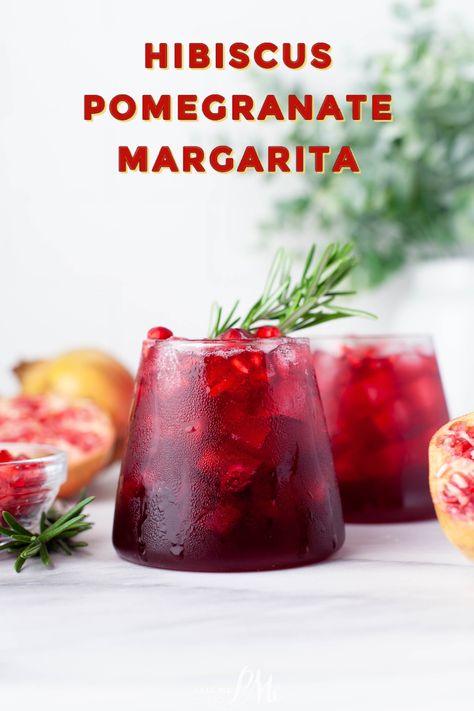 Hibiscus Pomegranate Margarita is a festive twist to the classic margarita. It's a super easy & incredibly refreshing cocktail that's great for any occasion & especially for Christmas & the holidays! Pomegranate Margaritas Recipe, Recipes With Pomegranate Juice, Pomegranate Juice Cocktails, Pomegranate Margarita Recipe, Pomegranate Juice Recipe, Traditional Margarita Recipe, Pomegranate Cocktail Recipes, Grapefruit Margarita Recipe, Pomegranate Cocktail