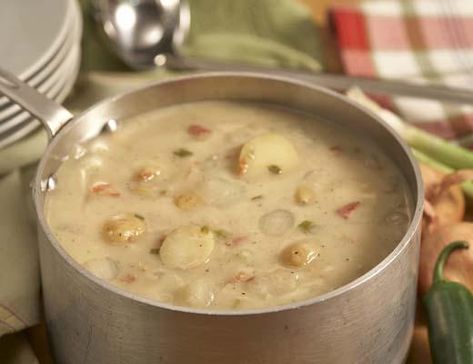 Baby Dutch Yellow Potato Soup Baby Dutch Yellow Potatoes, Healthy Potato Soup, Potato Soup With Bacon, Homemade Potato Soup, Potato Bacon Soup, Dried Bay Leaves, Stew Soup, Produce Recipes, Healthy Potatoes