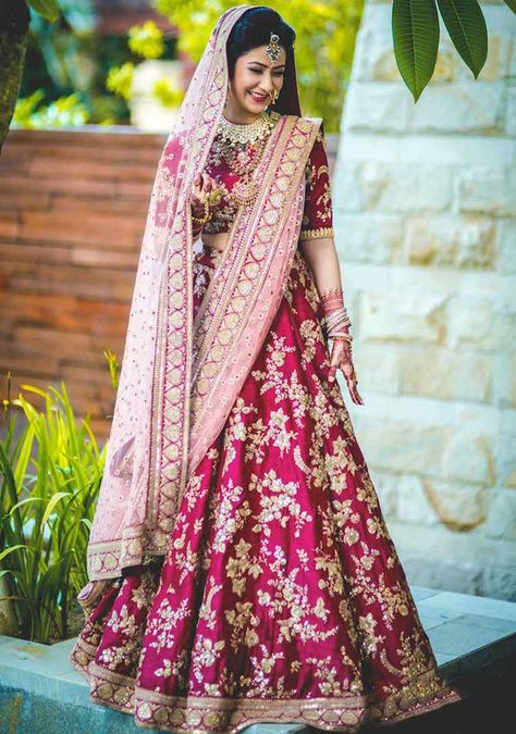 Magenta Embroidered Bridal Lehenga Choli Pink Bridal Lehenga, Designer Bridal Lehenga Choli, Erin Heatherton, Gothic Wedding Dress, Designer Bridal Lehenga, Indian Wedding Wear, Indian Bridal Dress, Indian Bridal Wear, Ghagra Choli