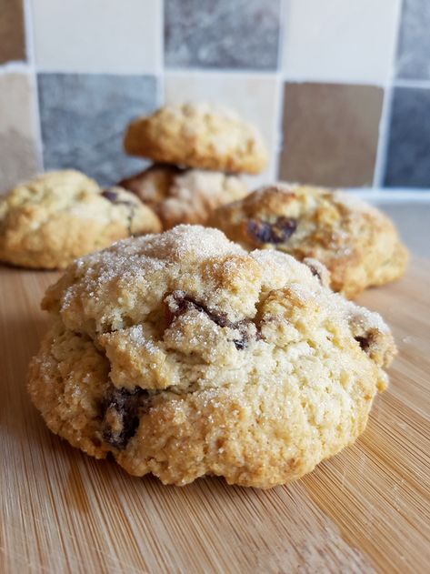 Rock Cookies Recipe, Turkey Cakes, 100 Cookies Recipe, Rock Buns, Buns Recipe Easy, Cake Recipes Uk, Rock Cakes, Scones And Jam, Delish Cakes