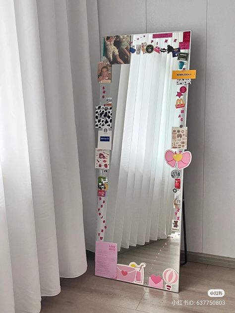 Decorating My Mirror, How To Decorate Your Mirror, Mirror Stickers Aesthetic, Stickers On Everything, Ideas Para Decorar Espejos, Diy Cermin, Aesthetic Mirror Decor, Espejos Aesthetic, Decorating Mirror