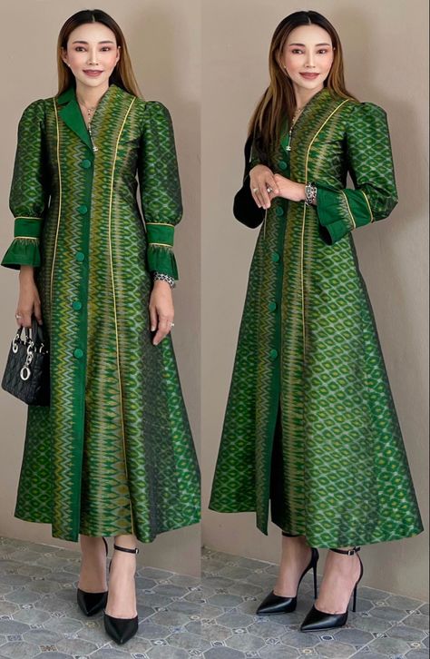 Kurta Design From Saree, Batik Suits Design, Heavy Kurti Designs Latest Party Wear, Silk Kurti Designs Latest Party Wear, Boutique Kurti Designs, Blazer Saree Outfit, Party Wear Kurta Designs Women, Silk Kurti Designs Party Wear For Women, Silk Kurti Designs Party Wear Latest Fashion