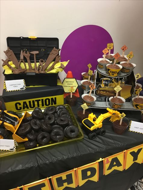 Construction Candy Table, Construction Worker Party Ideas, Caution 3rd Birthday, Caution 2nd Birthday, Dump Truck 2nd Birthday Party, Heavy Machinery Birthday Party, Caution Two Year Old Ahead, Construction Party Diy, Caution Terrible Twos Birthday