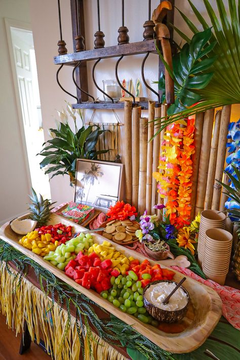 Tropical fruit and piña colada dip. Also added some ginger snaps Tiki Birthday Party Decorations, Tropical Themed Dessert Table, 60th Luau Birthday Party, Tropical Luau Party, Tropic Theme Party, Graduation Hawaiian Theme, Hawaiian Theme Dinner Party, Hawaiian Garden Party, Tropical Island Decor Ideas