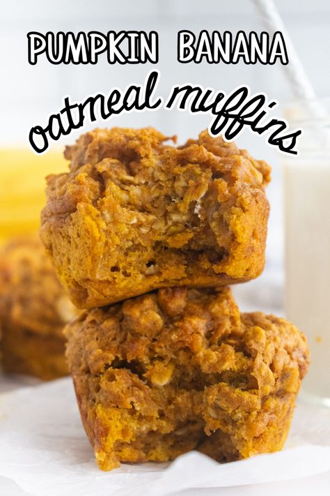 Pumpkin Banana Oatmeal Muffins - Make the Best of Everything Banana Pumpkin Protein Muffins, Pumpkin Banana Oatmeal Muffins, Banana Pumpkin Oatmeal, Oatmeal Protein Muffins, Pumpkin Banana Bread Muffins, Banana Pumpkin Muffins, Oatmeal Banana Muffins, Pumpkin Oat Muffins, Pumpkin Oatmeal Muffins