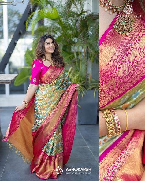 Diwali Look In Saree, Sneha Blouse Design, Pint House, Saree Combination, Gold Blouse Designs, Saree Pic, Unique Saree, Saree Kuchu New Designs, Trending Sarees