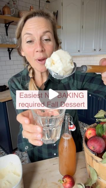 Cider Ice Cream, Fall Float, Swirl Ice Cream, Apple Season, Harvest Party, Fall Recipe, Apple Desserts, Halloween Desserts, Harvest Festival