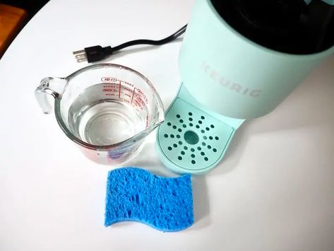 How to Clean a Keurig Mini (With Pictures) - Coffee Affection Cleaning Keurig With Vinegar, Keurig Cleaning, Keurig Mini, Mini Pictures, Corner Coffee, Pictures Tips, Keurig Coffee Makers, College Care Package, Coffee Store