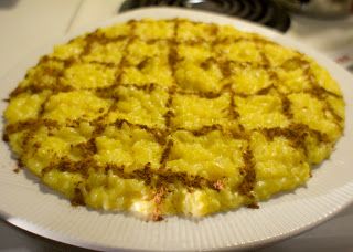 Arroz Doce Portuguese Sweet Rice Recipe, Portuguese Sweet Rice, Portuguese Rice, Portuguese Foods, Portugal Azores, Portuguese Sweet Bread, Apple Crisps, Italian Sweets, Azores Islands