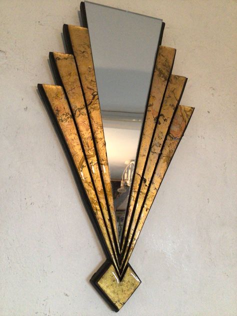 An Art Deco mirror.   made of composite materials,  39 cm x 21 cm,finished with black.Clean mirror with a microfiber cloth.Best placed by a window, or light source, to emphasize the effect.Strug,ready to hang.     I studied for eight years, at the London College of Furniture and Ecole Boulle in Paris. I learnt many traditional, as well as modern techniques, and i have combined these to produce what i hope are interesting and pleasing items. Art Deco Furniture 1920s, Art Deco Spiegel, Modern Art Deco Design, Salon Art Deco, Art Deco Style Interior, Mirror Decor Ideas, Lampe Art Deco, Art Deco Bar, Art Deco Bedroom