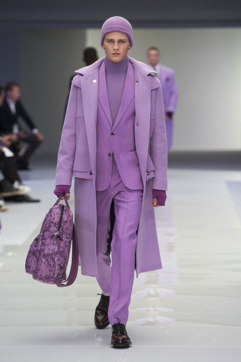 Look #2-Optional-For a stylish guy or girl if they were brave or daring enough they could wear this gorgeous lavender coat with the white shirt and brown pants, lavender is a big trend this season and this coat would inject a lot of colour in to your look, this coat could easily be worn at night or take you to the office,its also a look that would be seen in Vogue, replace the check blazer with this coat Space Age Fashion, Purple Suit, Casual Attire For Women, Monochromatic Fashion, Winter Typ, Monochromatic Outfit, Purple Outfits, Monochrome Fashion, Elegante Casual