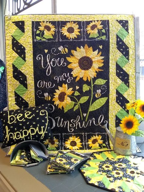 Panel Quilt Patterns, Sunflower Quilts, Fabric Panel Quilts, Tshirt Quilt, Picture Quilts, Easy Quilt Patterns, Modern Quilt Patterns, Diy Quilt