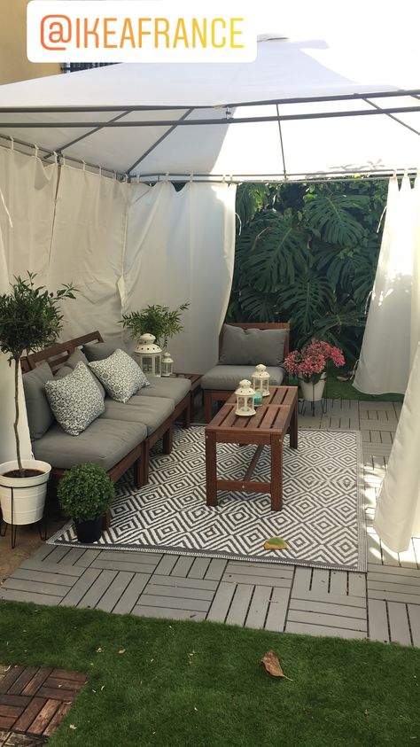 Conservatory Garden, Cozy Backyard, Outdoor Living Rooms, Easy Backyard, Outside Patio, Outdoor Comfort, Pallets Garden, Backyard Inspo, Outdoor Patio Decor