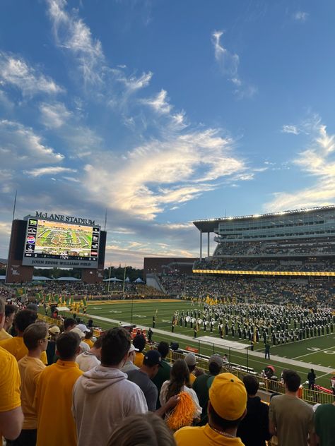 Mclane Stadium, Baylor Football, Baylor University, Freshman College, College Aesthetic, Dream College, Dream School, Dream Board, Colleges And Universities