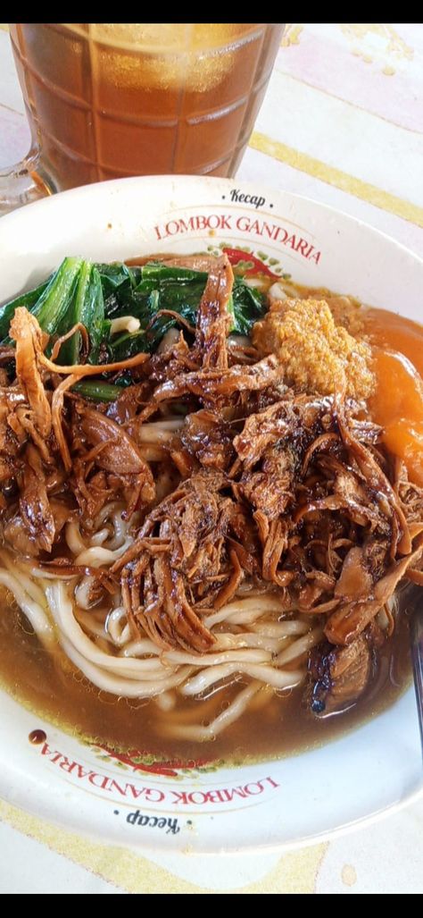 Ini mi ayam langgan aku.. sumpa enak parah ga boong Food Pic, Fav Food, Japchae, Ethnic Recipes, Quick Saves