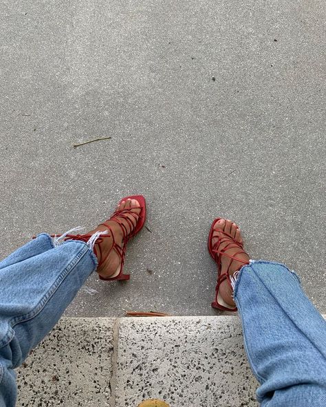 Jen Ceballos’s Instagram post: “Old shoes ❤️” Red Strappy Heels, Denim On Denim, Old Shoes, Shoe Inspo, Tory Burch Miller Sandal, Shoe Obsession, Fashion Mode, Style Boho, Designer Heels