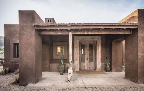 Mud House, Adobe House, Cob House, Southwest Decor, Desert Homes, Contemporary House Plans, Earthship, Luxury Homes Dream Houses, Small House Plans