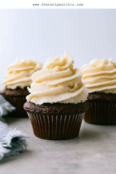 Ok, frosting made with flour?! I know, it doesn’t sound as good as it tastes, because this frosting is 100% delicious! Flour Frosting Recipe, Salted Caramel Buttercream Frosting, Flour Frosting, Chocolate Banana Brownies, Caramel Buttercream Frosting, Ermine Frosting, Peanut Butter Frosting Recipe, Salted Caramel Buttercream, Sweet Whipped Cream