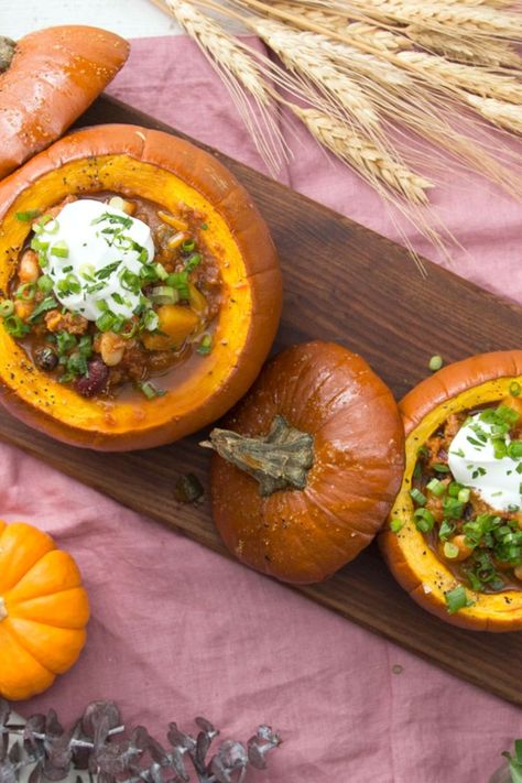 Pumpkin Turkey Chili, Pumpkin Recipes Dinner, Turkey Pumpkin Chili, Turkey Chili Recipe, Pumpkin Turkey, Chili Recipe Turkey, Roasted Pumpkin, Turkey Chili, Roast Pumpkin