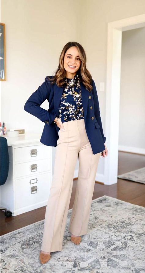 Professional Outfits Women Summer, Women Office Outfits, Classy Business Outfits, Fall Workwear, Casual Work Outfits Women, Blazer Outfits For Women, Office Casual Outfit, Professional Outfits Women, Office Outfits Women