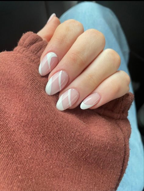 Swirl Nails, Nail Decor, Makeup Nails Art, Manicure Nail Designs, French Manicure Nails, Nice Nails, Manicure Nails, School Aesthetic, You're Beautiful