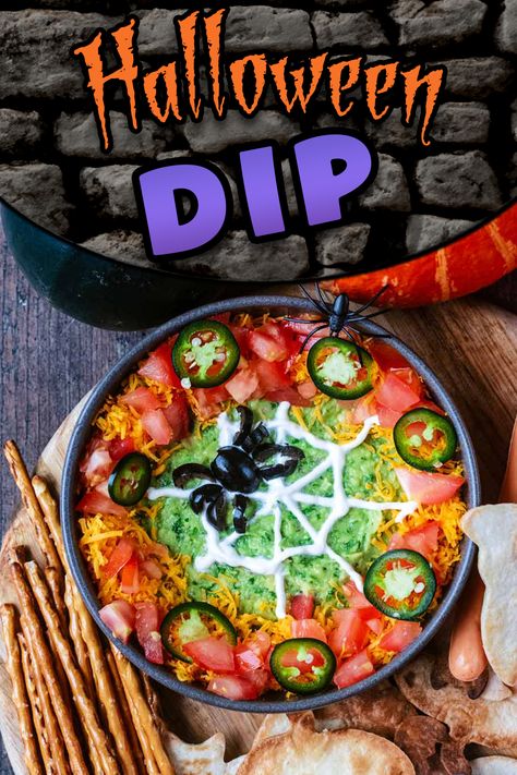 Hallowen dip with a text overlay title. Guacamole Spider Web Dip, Spider Web Dip, Halloween Platter, Halloween Dip, Halloween Themed Food, Homemade Ketchup, Cheese Tomato, Meat Free Recipes, Healthy Dips