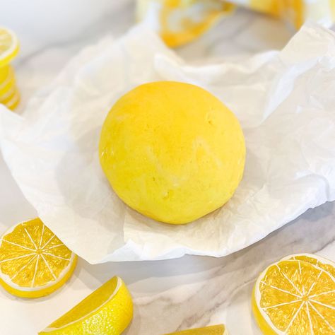 Super Fresh Lemon Playdough Recipe - Stay At Home Educator Honey Playdough, Lemonade Sensory Play, Homemade Playdough Without Cream Of Tartar, Lemon Scented Playdough, Conditioner And Cornstarch Playdough, Cooked Playdough, Scented Play Dough, Edible Playdough, Sensory Dough