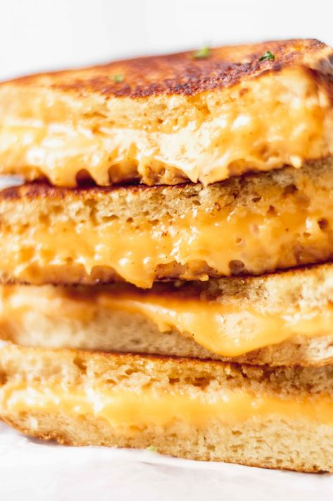 Take grilled cheese to the next level with this Grilled Cheese With Mayo Recipe! Easier and quicker than a classic buttered grilled cheese and twice as flavorful! Grilled Cheese With Mayo On Outside, Mayo Grilled Cheese, Grilled Cheese With Mayo, Gluten Free Grilled Cheese, The Best Grilled Cheese, Easy Grilled Cheese, Mayo Sandwich, Ultimate Grilled Cheese, Mayo Recipe