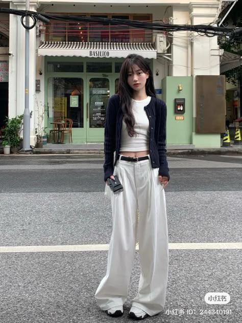 Korean Clothing Brands, Outfit Korean Style, Uni Fits, Korean Casual Outfits, Tomboy Style Outfits, Mode Inspo, Fits Inspo, 가을 패션, Aesthetic Outfit