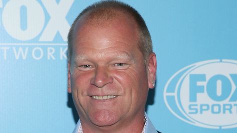 Here's What Really Happened To Mike Holmes Mike Holmes, David Suzuki, Hgtv Star, Readers Digest, What Really Happened, Good Mental Health, Brad Pitt, Home Repair, Tv Stars