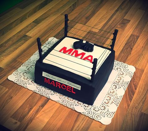 Mma Cake Ideas, Boxing Gloves Cake, Ideas Regalo, Funny Instagram Captions, Retirement Party Decorations, 14th Birthday, Retirement Party, Retirement Parties, Boxing Gloves