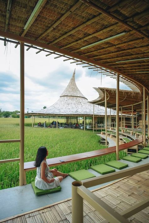 Rooftop Restaurant Design, Bali Architecture, Forest Resort, Resort Plan, Outdoor Restaurant Design, Bamboo House Design, Small Cafe Design, Resort Architecture, Thai House