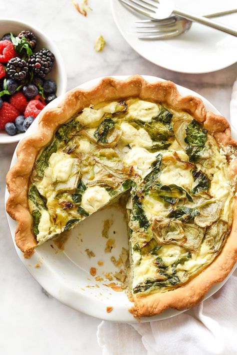 Spinach, Artichoke and Goat Cheese Quiche | foodiecrush.com Savory Quiche, Christmas Morning Brunch, Gourmet Gluten Free, Goat Cheese Quiche, Cheese Quiche Recipe, Spinach Quiche Recipes, Leek Recipes, Spinach Quiche, Morning Brunch