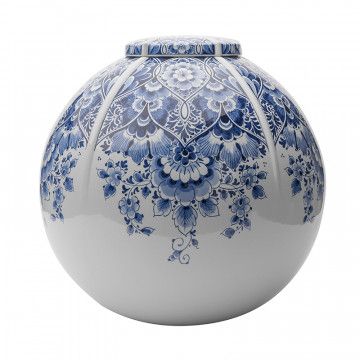 Vase With Lid, Tulip Vase, Blue White Decor, Tulips In Vase, Blue And White Vase, Blue Tulips, Blue Porcelain, Blue Ball, Delft Blue