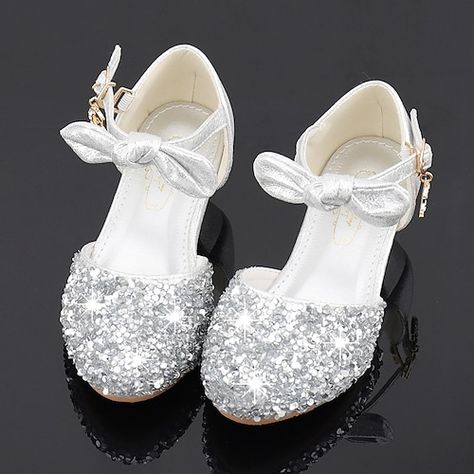 Flower Girl Shoes, Crystal Sandals, Girls Heels, Glitter Sandals, Womens Prom Dresses, Skirt And Sneakers, Princess Shoes, Mens Boots Fashion, High Heels Shoes