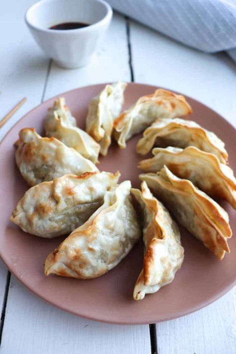 Frozen Potstickers in Air Fryer - Season & Thyme Air Fryer Gyoza, Potstickers In Air Fryer, Fried Gyoza, Frozen Potstickers, Wonton Dumplings, Hash Brown Patties, Quick Appetizer, Frozen Dumplings, Quick Appetizers