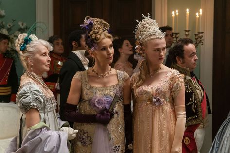 Bridgerton Recap, Season 1 Episode 3: ‘The Art of the Swoon’ Brigetons Dress, Bridgerton Costumes, Opera Dress, Peach Gown, Empire Waist Gown, Deborah Kerr, Cap Sleeve Gown, Casual Attire For Women, Vestidos Color Rosa