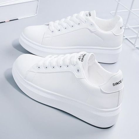 Kasut Nike, Elegant Sneakers, Kasut Wanita, Dr Shoes, White Shoes Sneakers, Girly Shoes, Girls Sneakers, Trendy Shoes, Fesyen Wanita