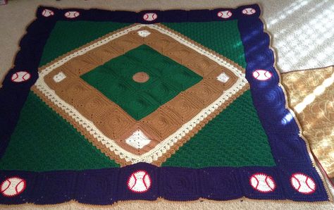 Illuminate Crochet: Remix Friday: Baseball Blanket Crochet Softball, Baseball Crochet Pattern, Baseball Baby Blanket, Softball Pattern, Beginner Crochet Blanket, Crochet Baseball, Baseball Blanket, Crochet Blanket Ideas, Baby Boy Crochet