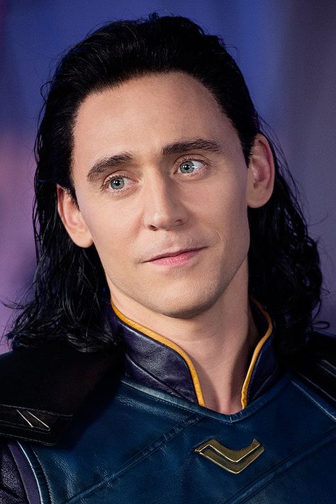 Loki God Of Mischief, Thomas William Hiddleston, Gary Oldman, Loki Marvel, Loki Thor, Loki Laufeyson, Man Thing Marvel, Marvel Wallpaper, Tom Hiddleston Loki