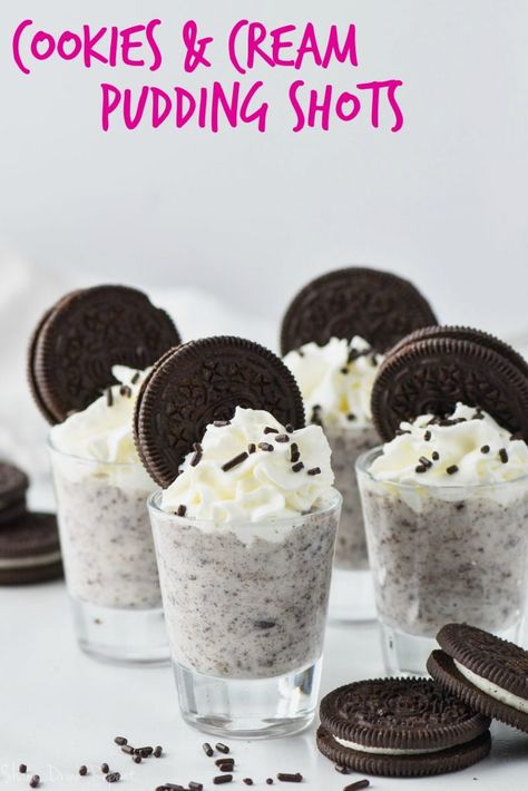 Cookies And Cream Dessert Shooters, Oreo Pudding Shots Alcohol, Cookies And Cream Jello Shots, Dessert Shots Recipes Alcohol, Oreo Shots Recipe, Oreo Jello Shots, Cookies And Cream Pudding Shots, Oreo Shooters Dessert Shots, Summer Pudding Shots