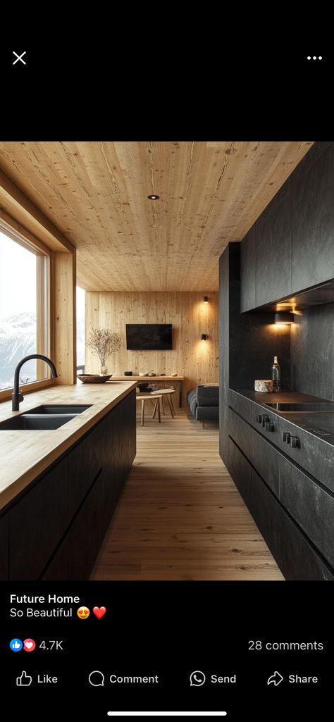 Wood And Black Kitchen, Kitchen Black Appliances, Light Wood Kitchen, Black Appliances Kitchen, Light Wood Kitchens, Smeg Appliances, Wood And Black, Black Appliances, Kitchen Black