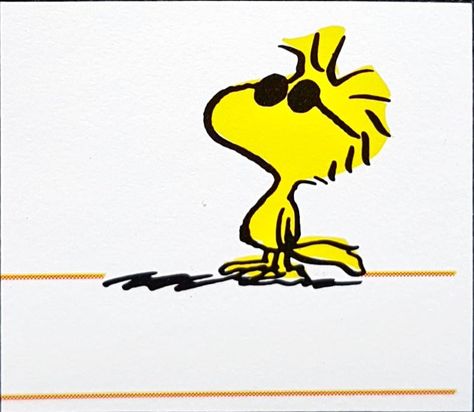 Woodstock From Charlie Brown, Charlie Brown Wallpaper, Snoopy Drawing, Peanuts Woodstock, Peanut Snoopy, Woodstock Snoopy, Funky Tattoos, Woodstock Peanuts, Peanuts Charlie Brown Snoopy