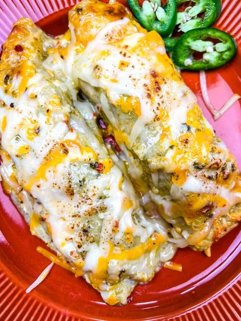 Smoked Chicken Quesadillas, Smoked Enchilada Casserole, Smoked Chicken Tender Recipes, Smoked Chicken Casserole, Recipes Using Leftover Smoked Chicken, What To Do With Leftover Smoked Chicken, What To Do With Smoked Chicken, Smoked Chicken Casserole Recipes, Smoked Chicken Recipes Dishes